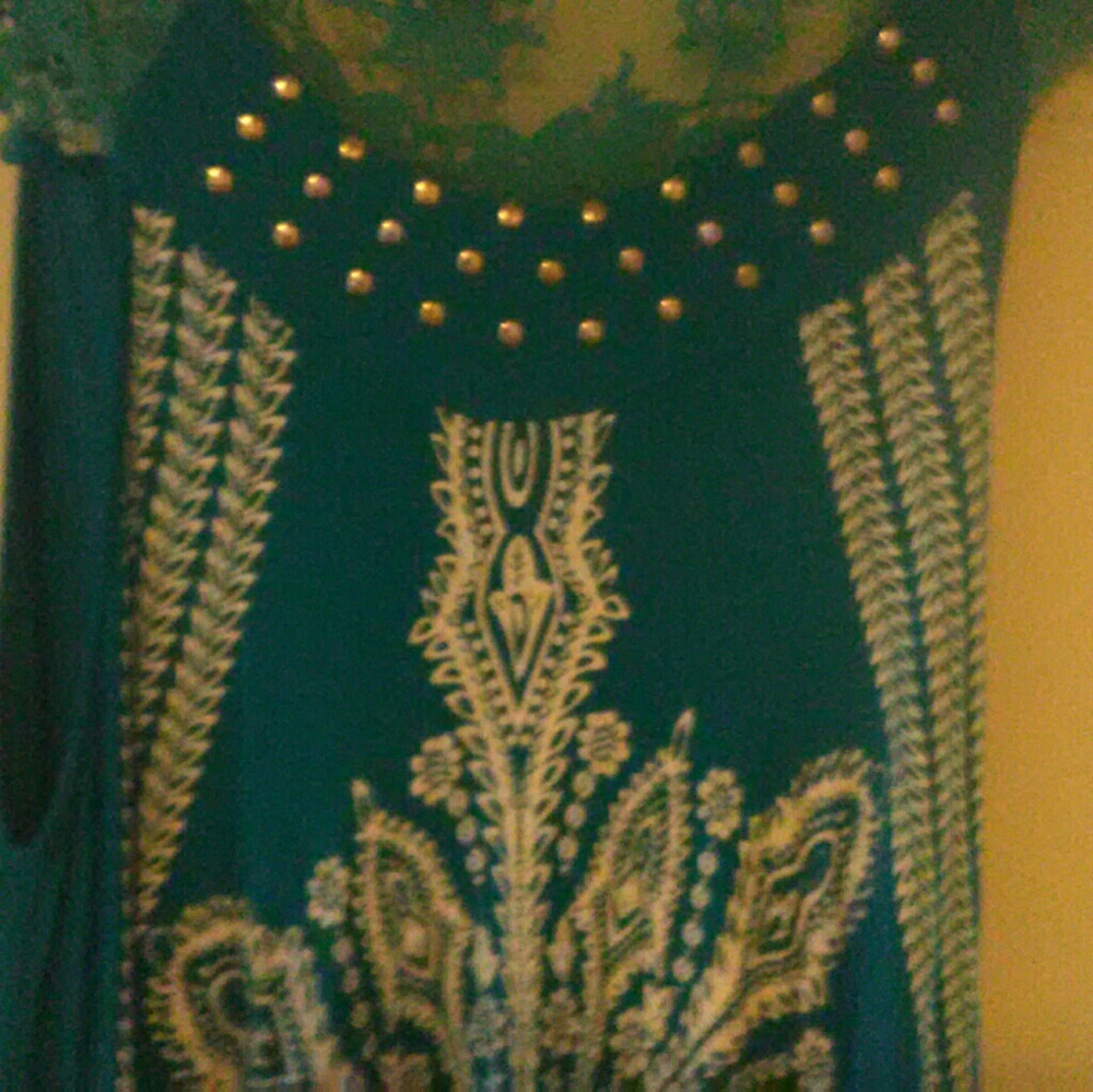 Dress - Picture 4 of 4